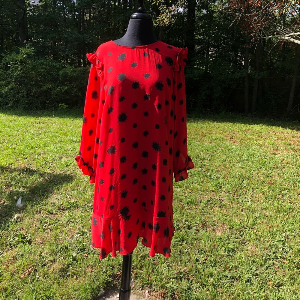 BRAND NEW❤️ Midi Dress